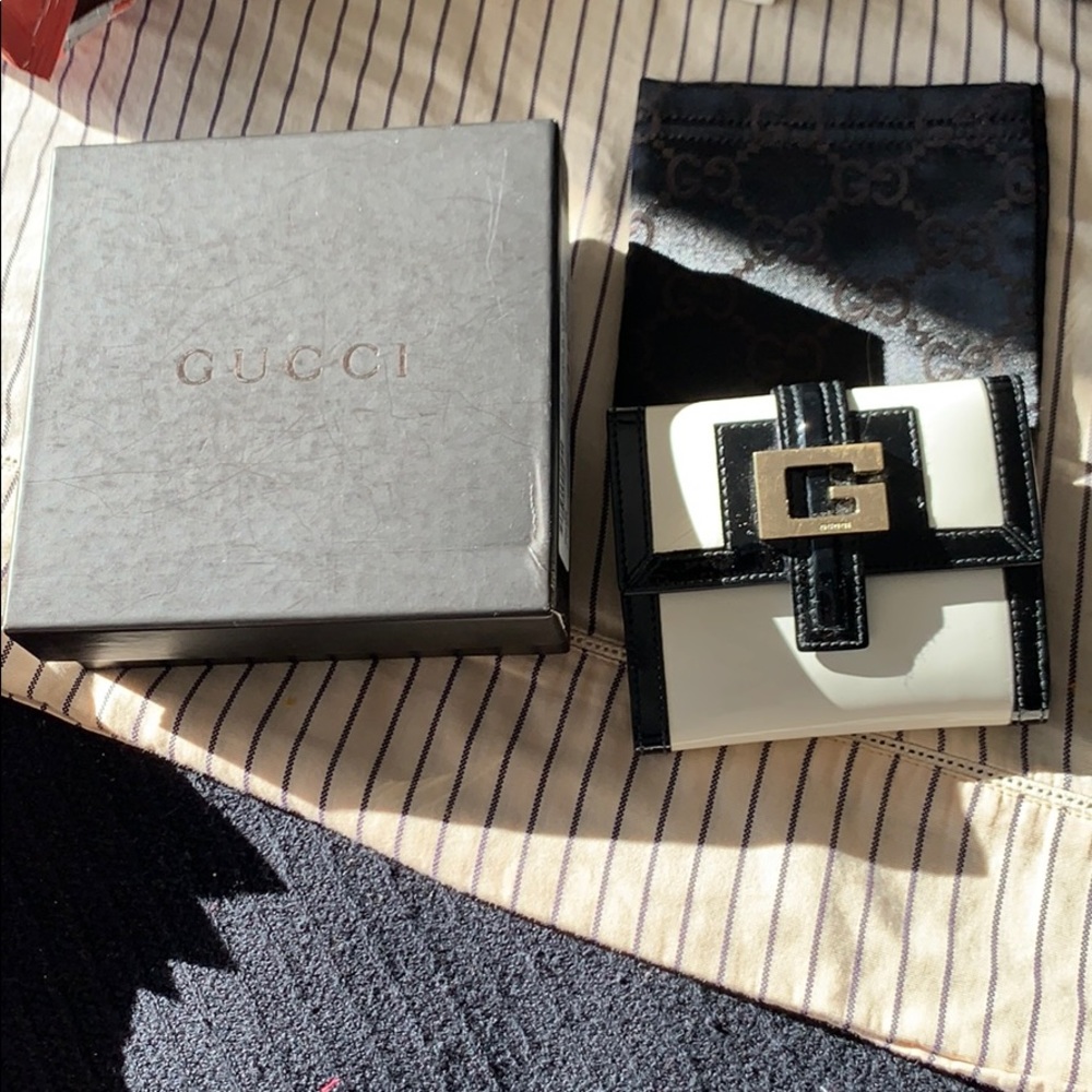 Like new Gucci wallet